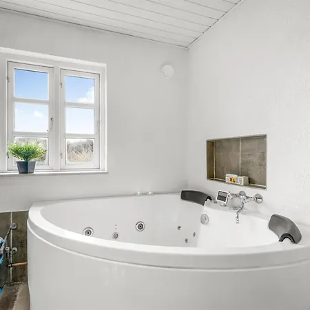 Domnika - 350m From The Sea By Interhome Feriehus Blåvand