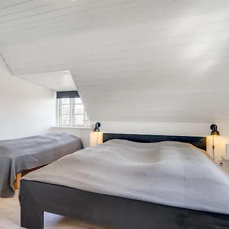 Domnika - 350m From The Sea By Interhome Feriehus *