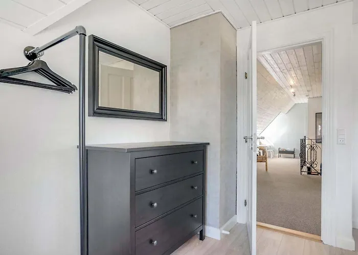 Domnika - 350m From The Sea By Interhome بيت للعطل